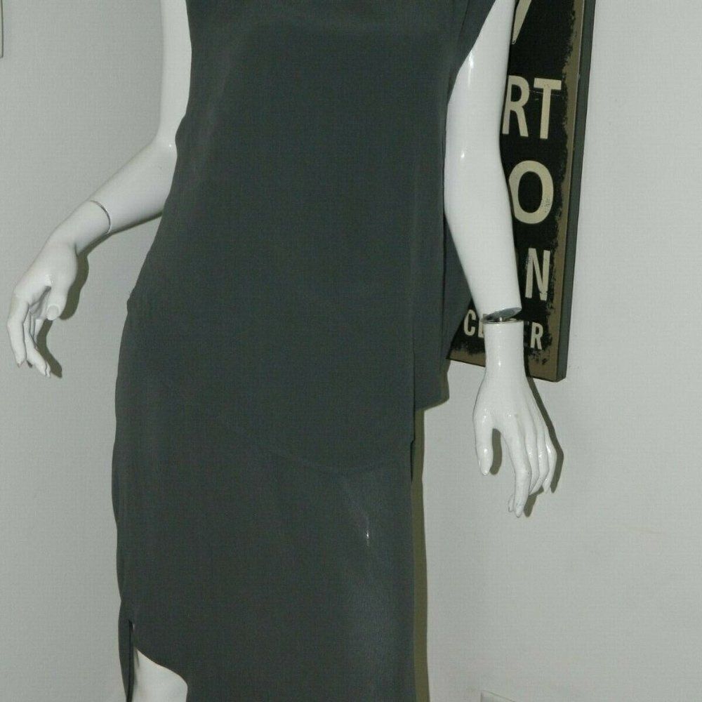 OAK NYC Dress Gray Open Back Layered  Size 1‎